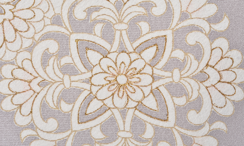 訪問着［薄紫色に唐草華紋］