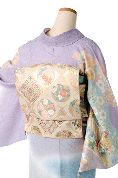 訪問着(淡い紫地・花々)