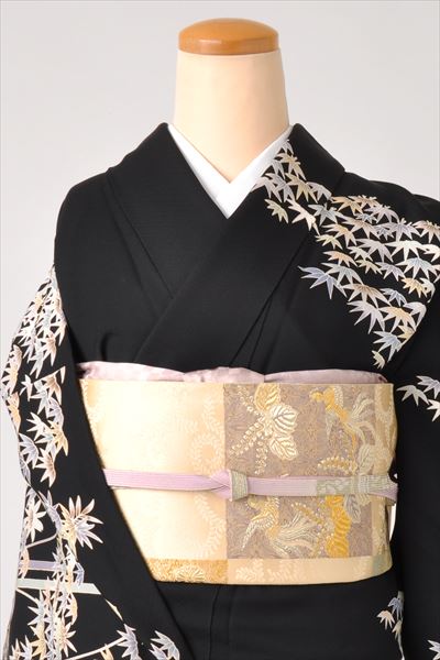 訪問着[黒地の竹、笹の葉模様］