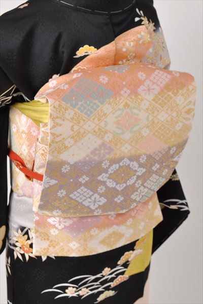 訪問着[黒地に雲取りと地紙扇面]