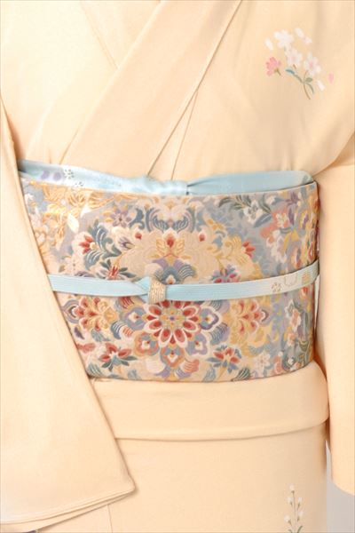 訪問着[クリーム色に桜模様]