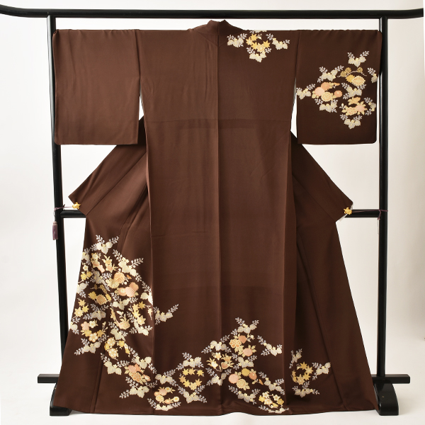 訪問着[茶色・花々]