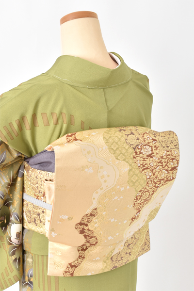 訪問着[抹茶・椿]