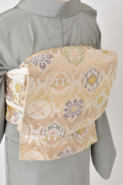 色留袖(藍鼠色に御所解模様)