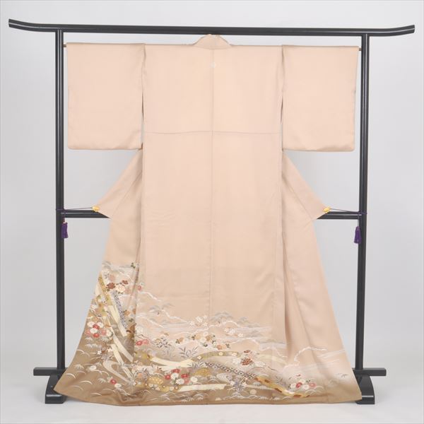 色留袖(丁子色に四季草花)