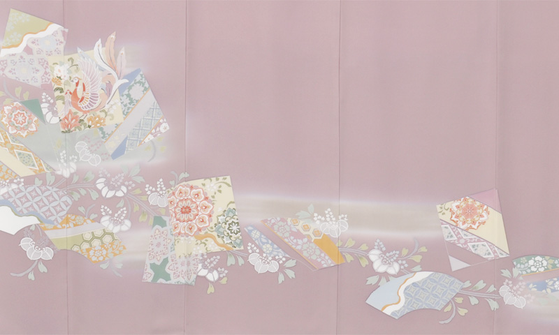 色留袖(藤色地・鳳凰や色紙、扇面)