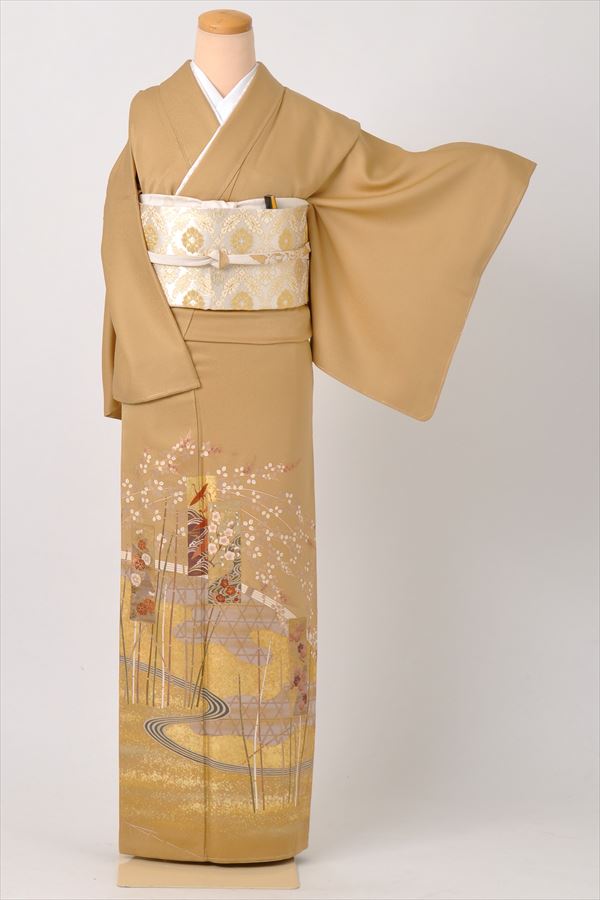 色留袖[金茶色に短冊文様]