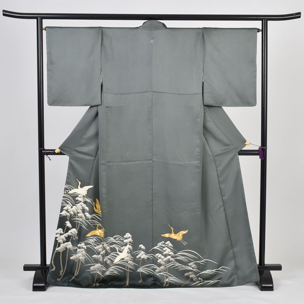 色留袖[光沢ある深緑色と鶴・松]