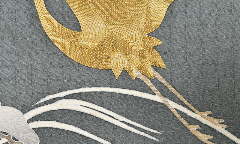 色留袖[光沢ある深緑色と鶴・松]