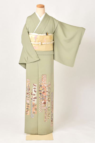 色留袖[草色に刺繍・短冊文様]