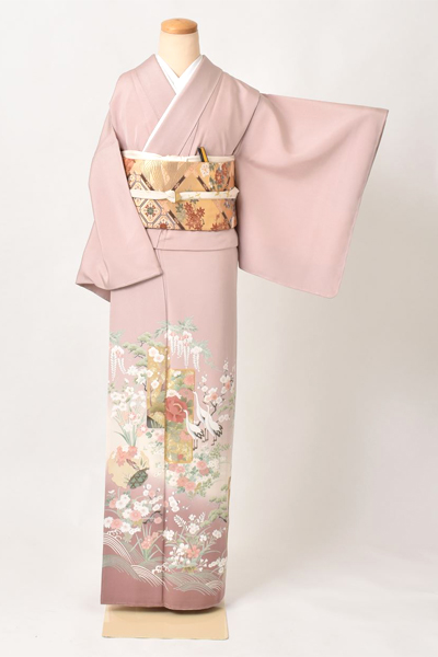 色留袖[ピンク色に短冊・鶴]