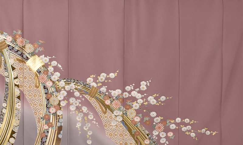 色留袖[御所染色に束ね熨斗]