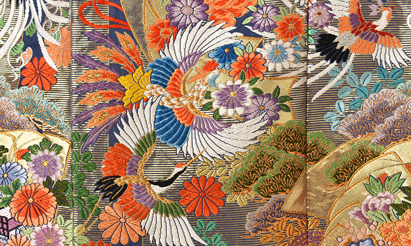 打掛(金と紺地・鳳凰)