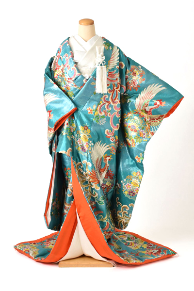 打掛(水色地・花喰鳥)