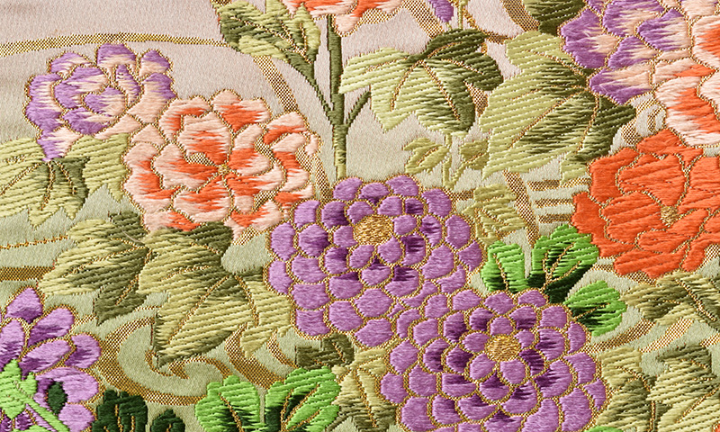 打掛(赤のボカシ地・花車)