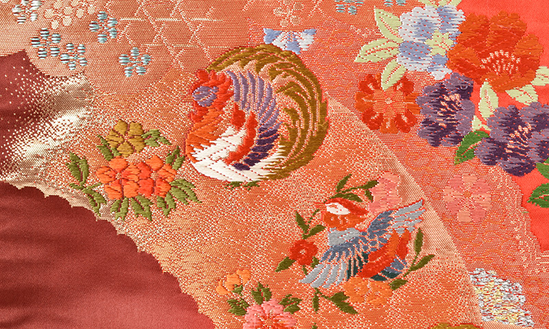 打掛(赤鉄色地・鶴)