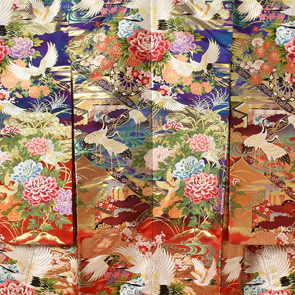 打掛(青、赤地・花車に鶴)