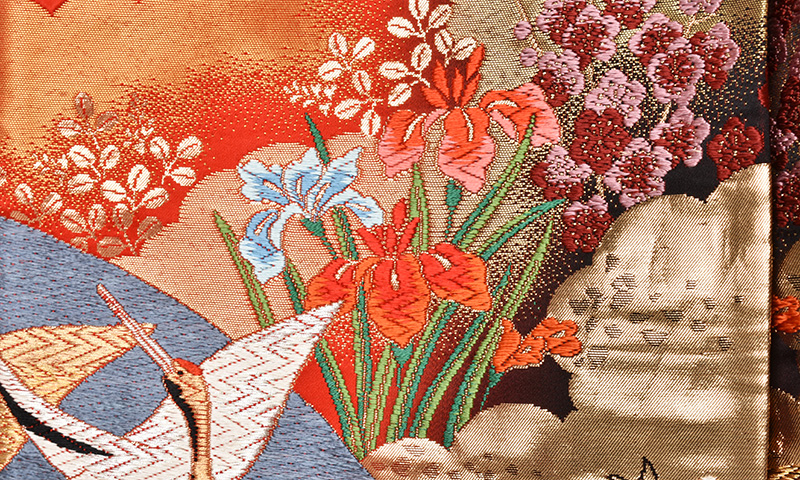 打掛(赤地・金箔と鶴)