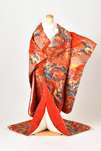 打掛(朱赤地・桧扇)