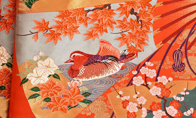 打掛(朱赤地・桧扇)