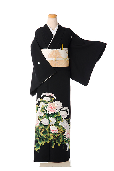 黒留袖(大輪の菊)