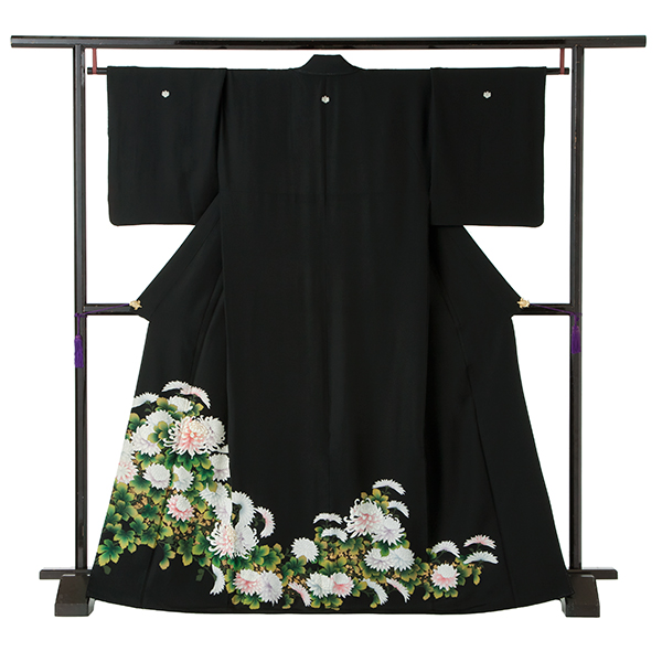 黒留袖(大輪の菊)