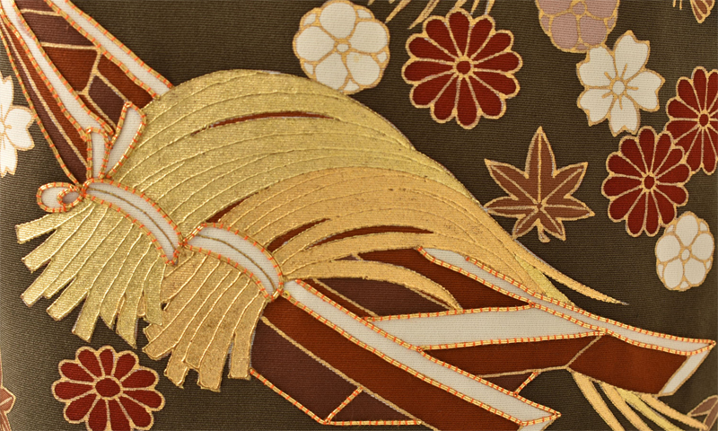 黒留袖〈稲束・松〉