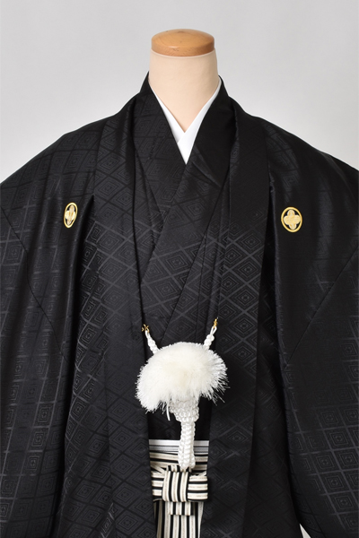 紋付袴[黒紋付・袴縞]