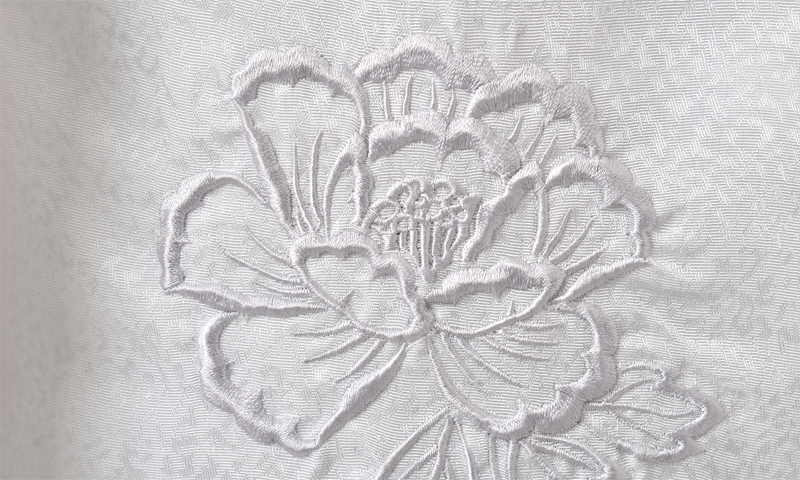 紋付袴[白紋付刺繍入り・袴龍]