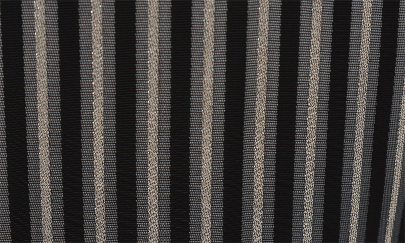 紋付袴[白・ピンク紋付・袴縞］