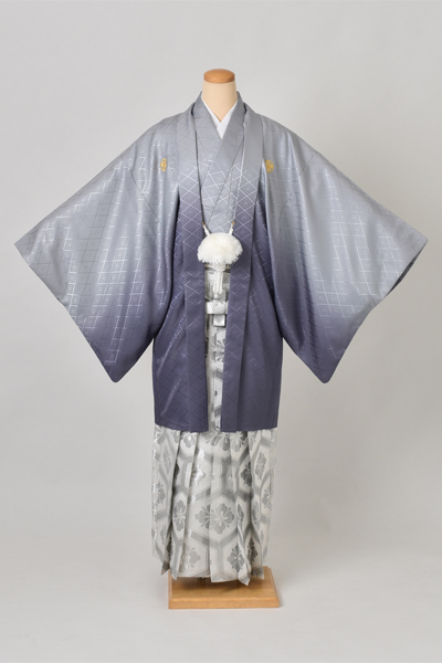 紋付袴[灰ぼかし紋付・袴亀甲花菱］