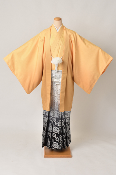 紋付袴[黄ぼかし紋付・袴亀甲紋］