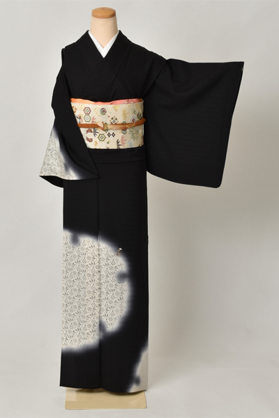 単衣訪問着[黒地・大きな雪輪]
