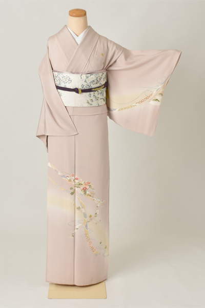 単衣訪問着[淡い灰桜色地・小菊、松]