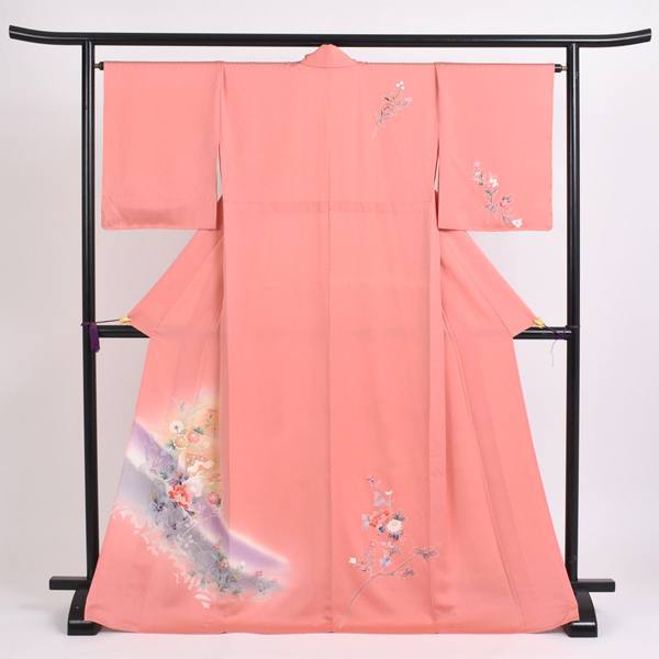 単衣訪問着［サーモンピンク地に花々］