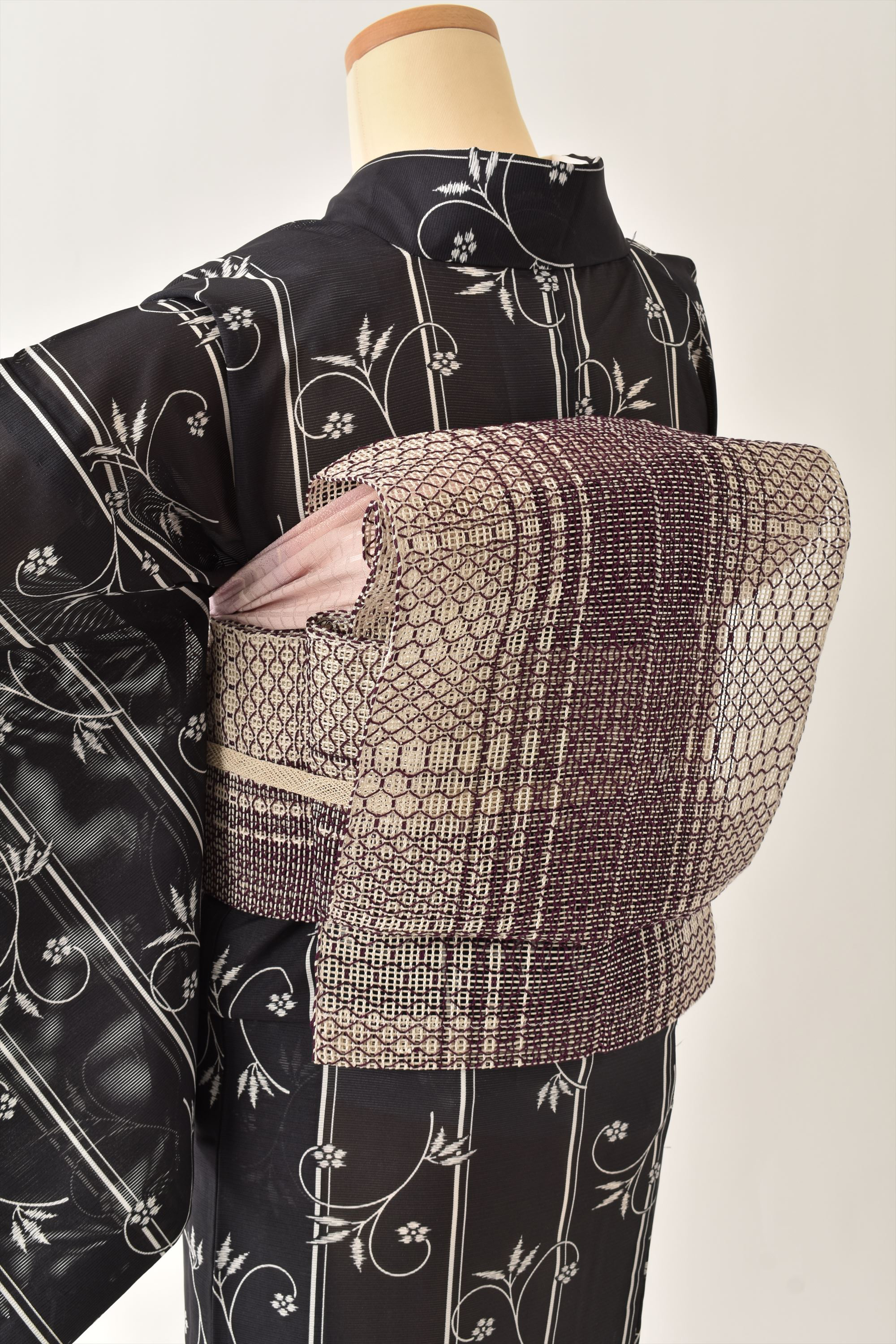 夏物_小紋〈黒・唐草文様〉