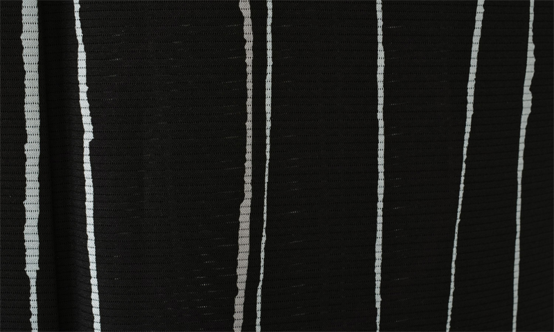 夏物_小紋〈黒・よろけ縞〉