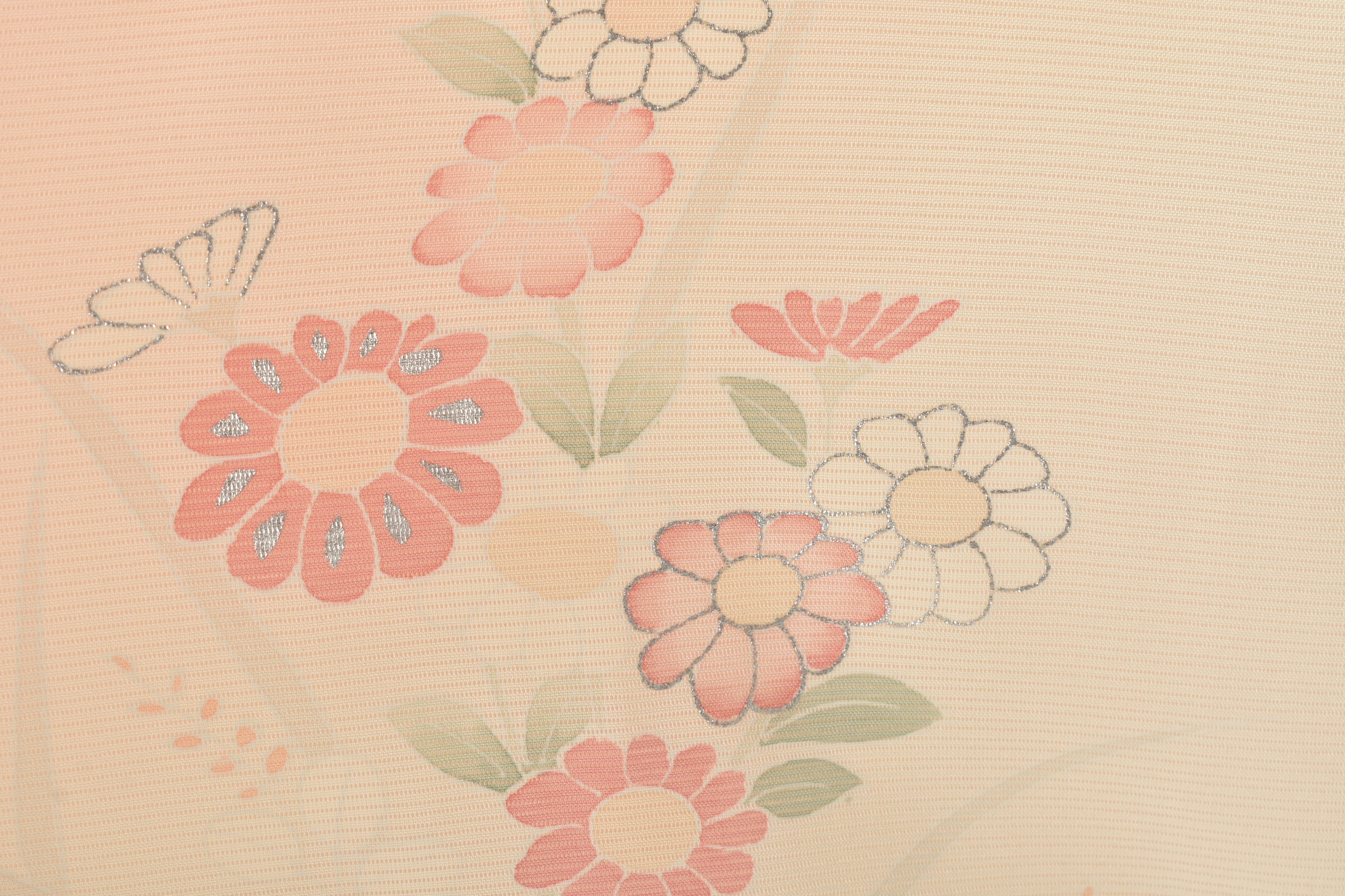 夏物＿絽訪問着〈サーモンピンク・秋草文様〉