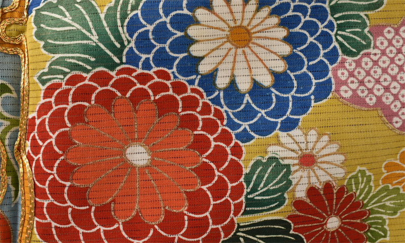 夏物_絽黒留袖〈菊・雪輪取り〉