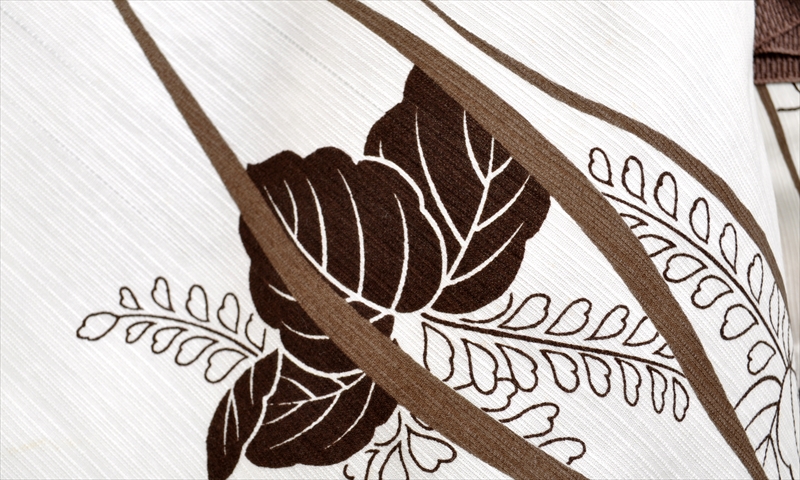 浴衣[169-177cm白地・桐]