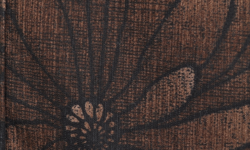 浴衣[167-175cm黒地・花に唐草]