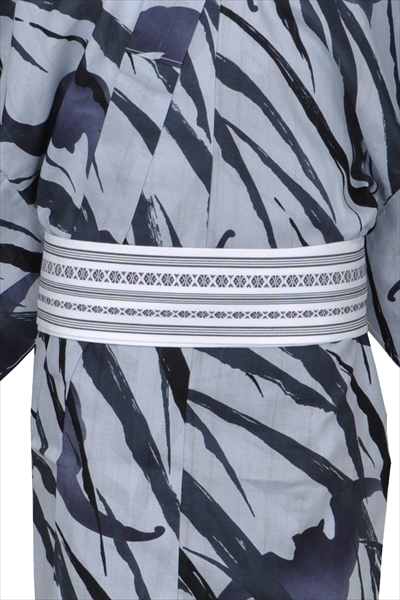 浴衣[164-172cm・淡いブルー地]