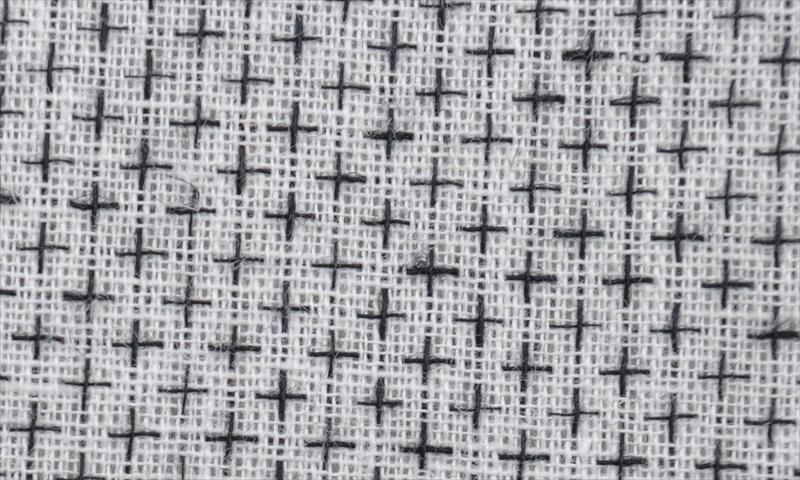 浴衣[155-163cm白地・十字絣]