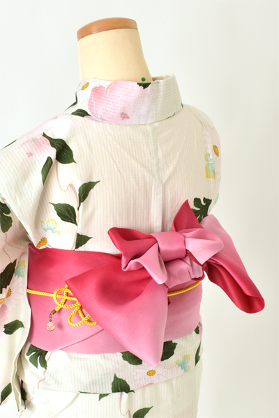 浴衣[生成り地・花々]