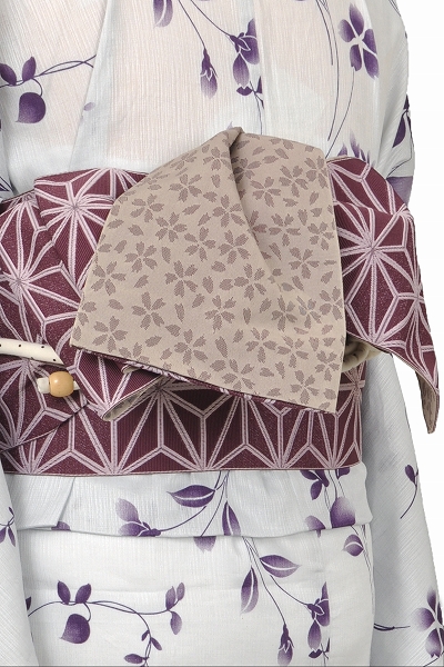 浴衣[淡い藍ねずみ色地・小花]