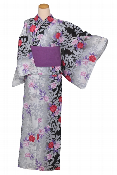 浴衣[白と黒ボカシ地・花々]