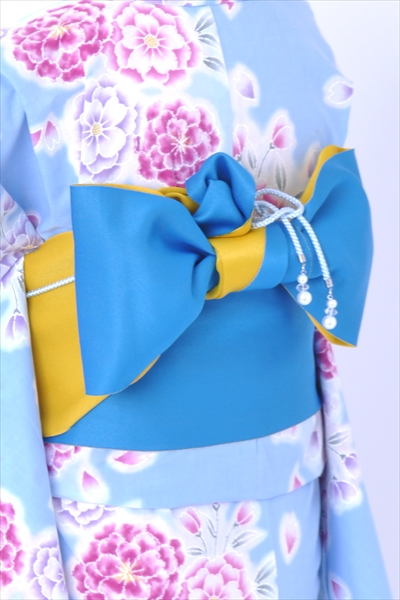 浴衣[水色・花々]