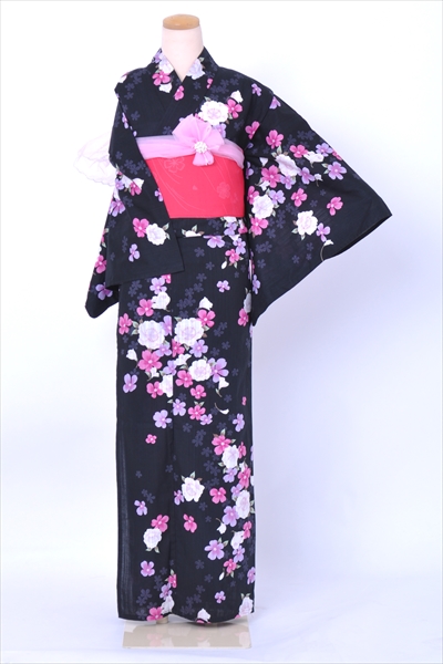 浴衣[黒・花々]