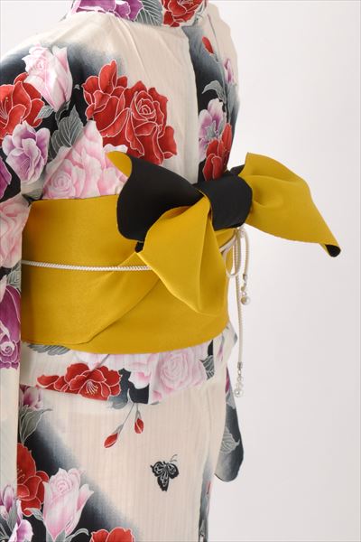 浴衣[白地・大輪の薔薇]