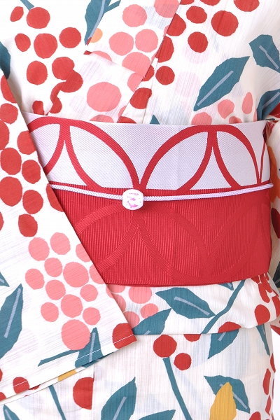 浴衣[木の実・蝶々]